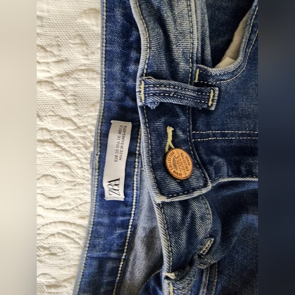 Zara high rise jeans size 28 - Picture 4 of 4